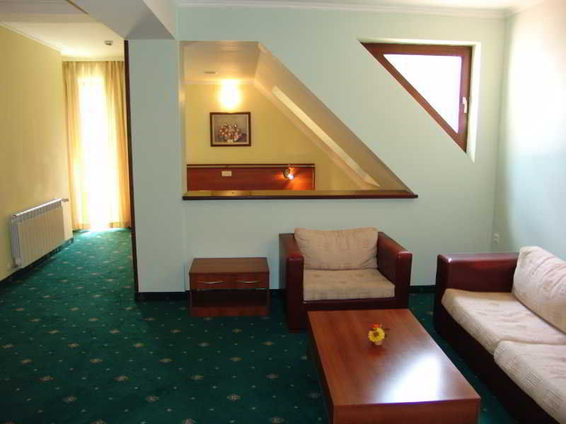 Hotel Izvor Starozagorski Bani Exterior photo